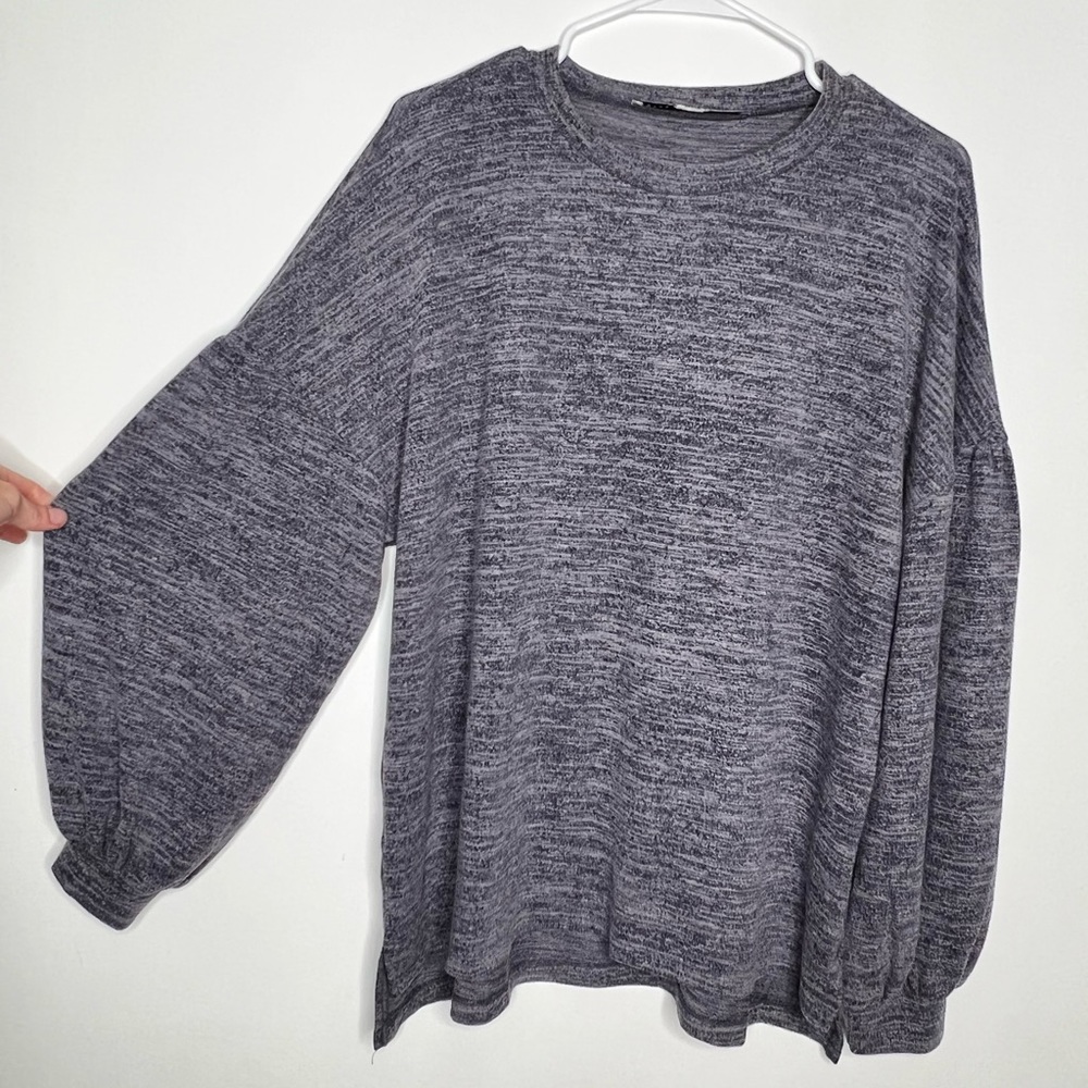 Hyfve‎ Size Medium Grey Bubble Sleeve Sweater